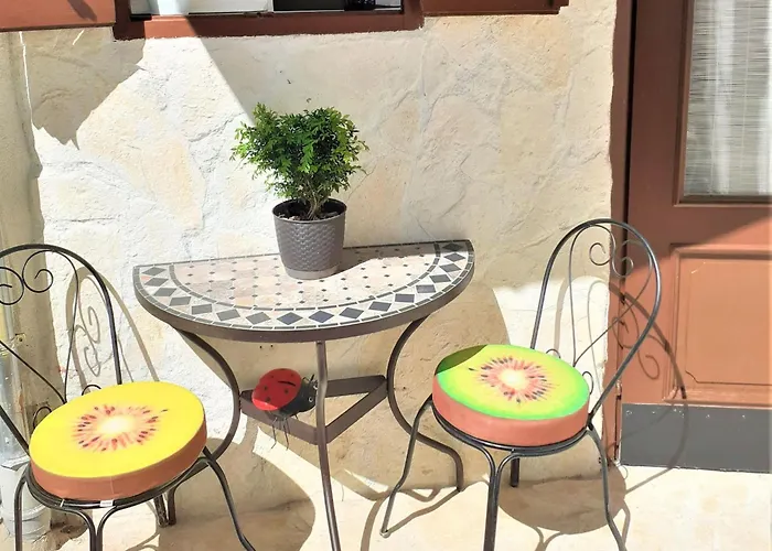 Dalmatinisches Haus In Der Altstadt Von By Interhome